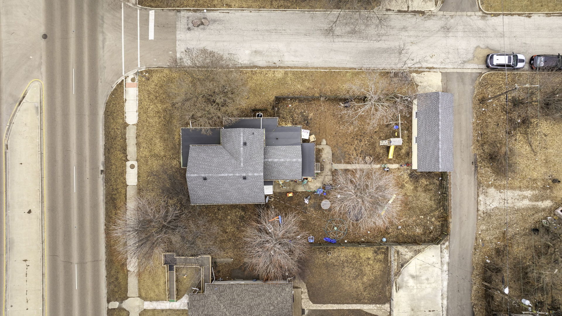 565 E Norris Drive, Ottawa, IL 61350