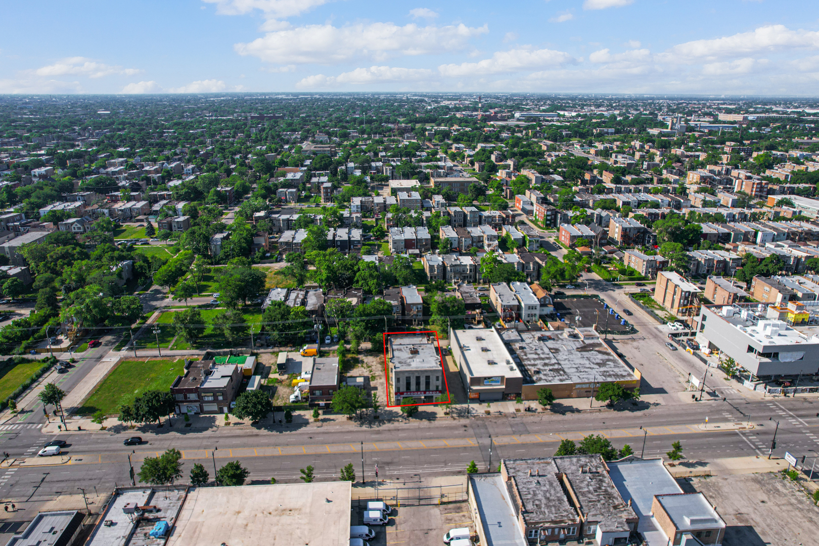 4231 W Madison Street, Chicago, IL 60624