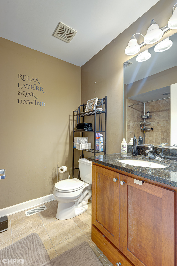 6816 W 65th Street #5, Chicago, IL 60638