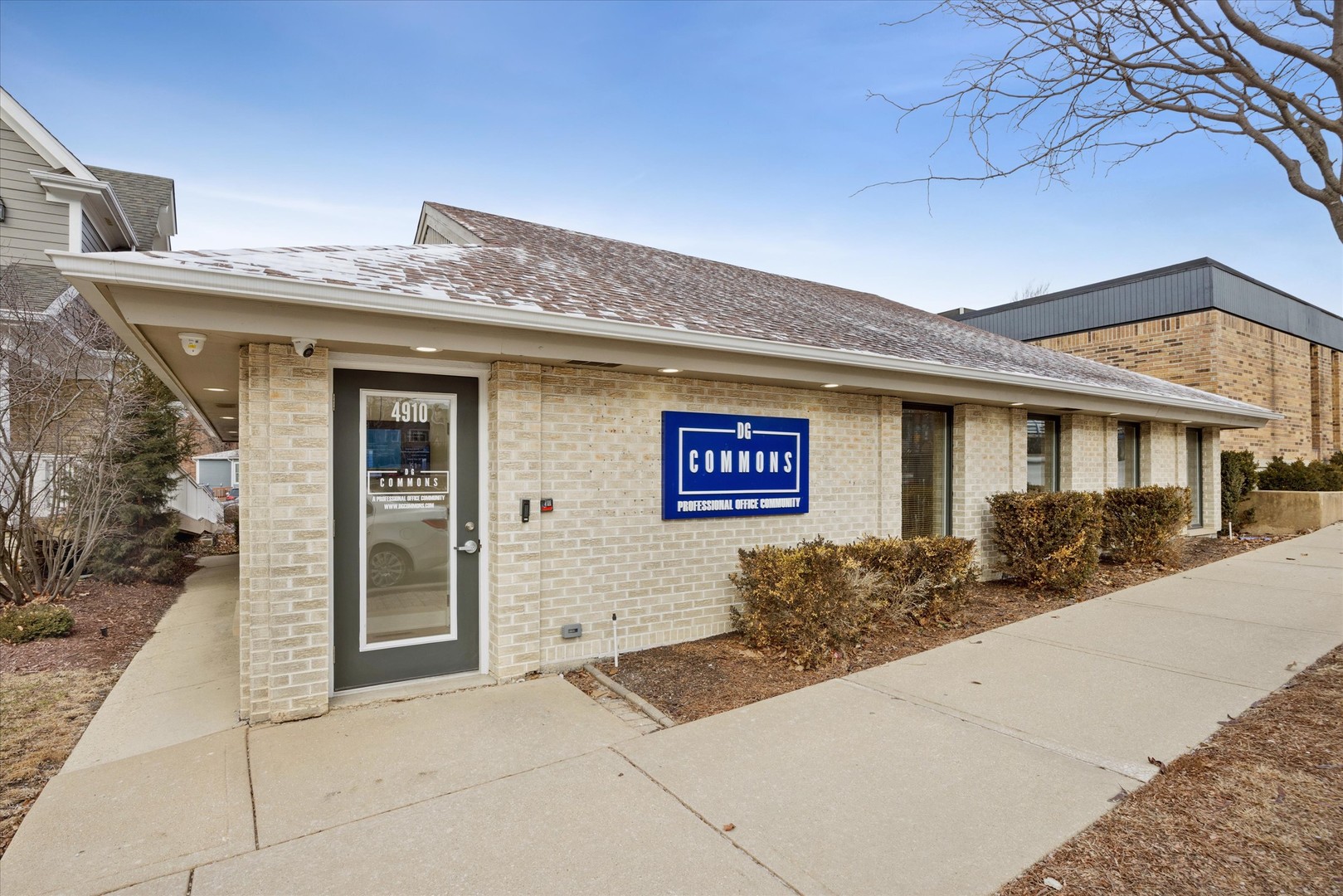 4910 Main Street #101, Downers Grove, IL 60515