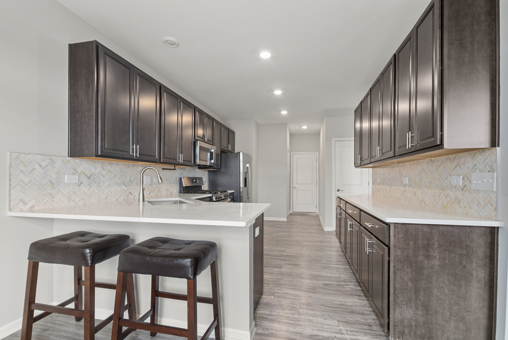 2045 Stuttle Road, Batavia, IL 60510