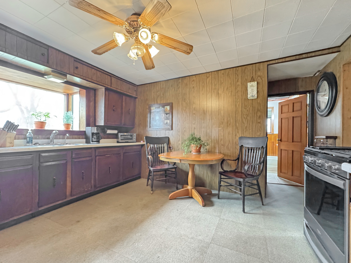 1765 Glenwood Dyer Road, Lynwood, IL 60411