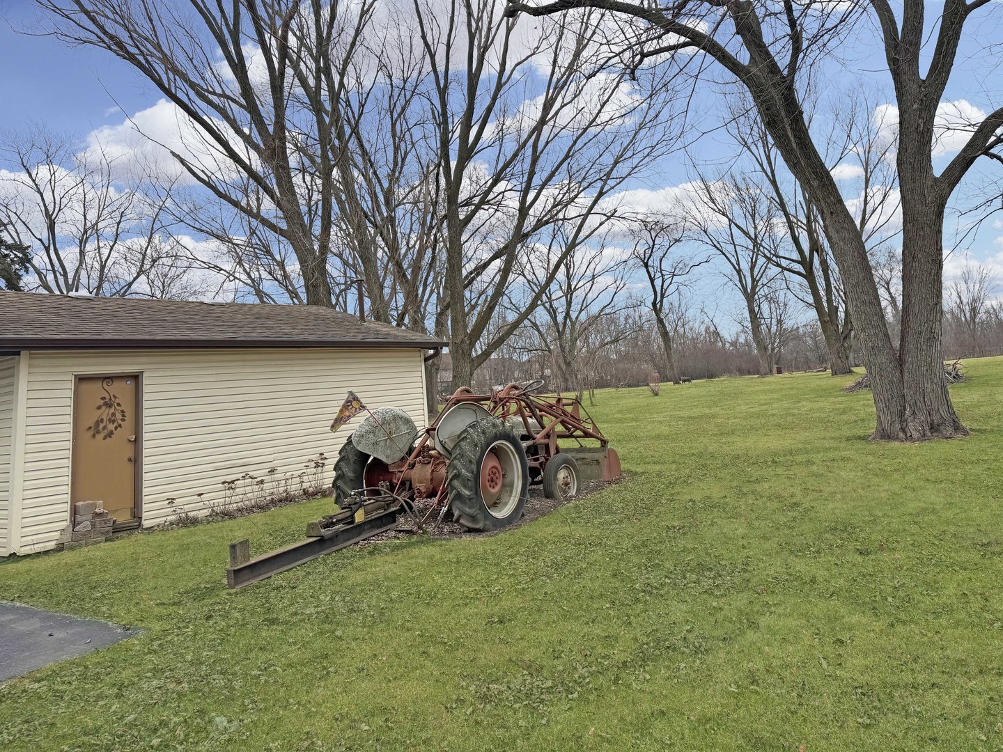 1765 Glenwood Dyer Road, Lynwood, IL 60411