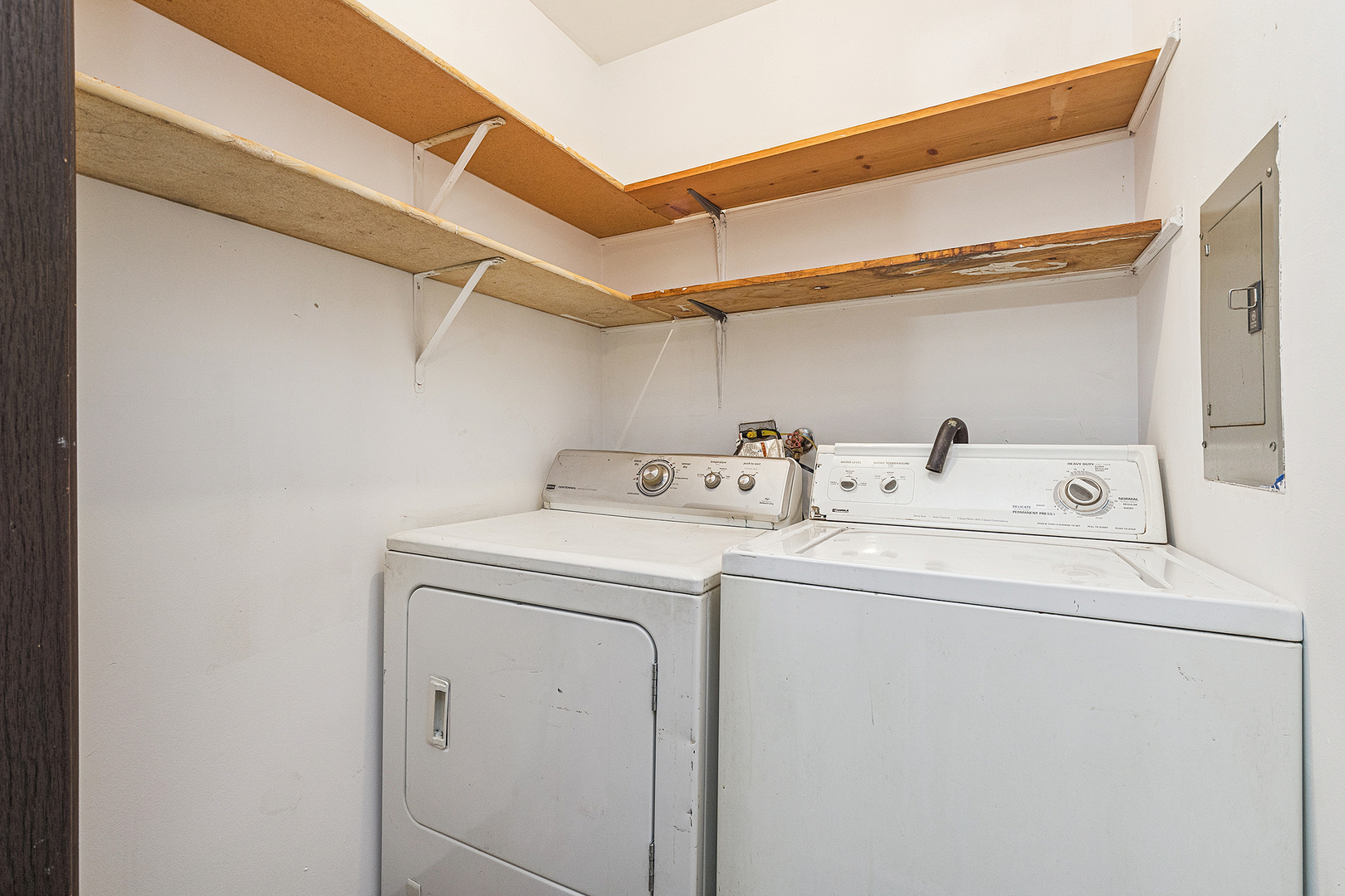 13651 Lamon Avenue #B12, Crestwood, IL 60418