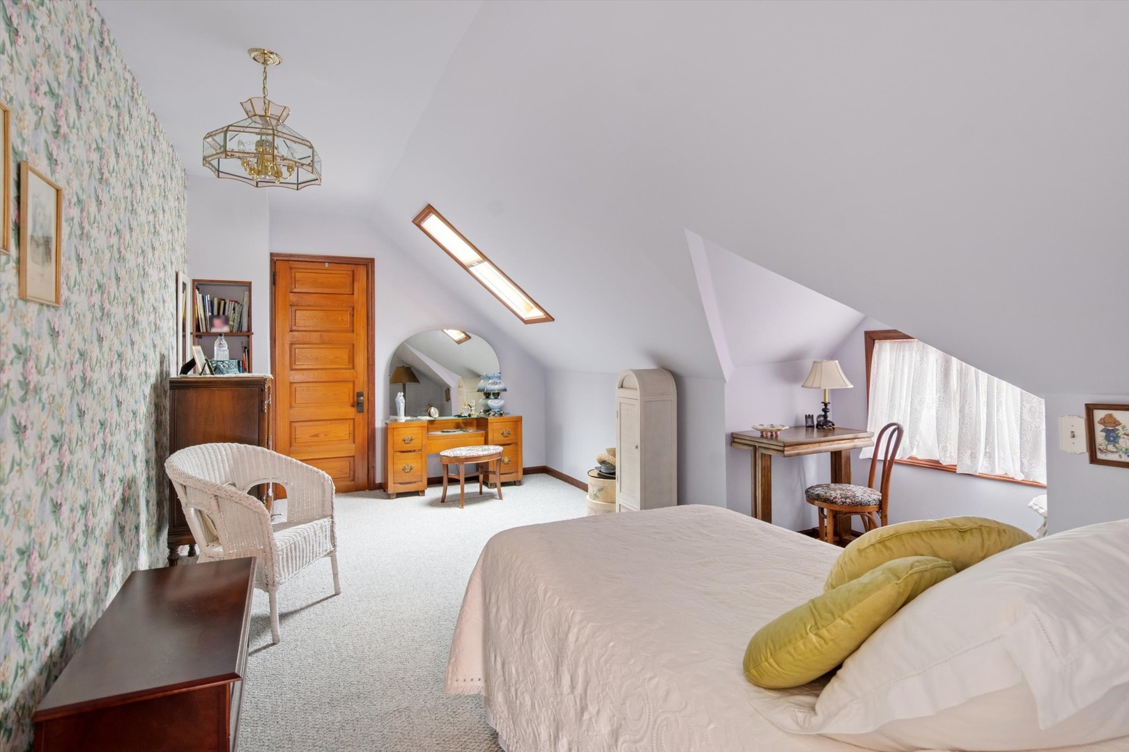 628 E Main Street, Morris, IL 60450