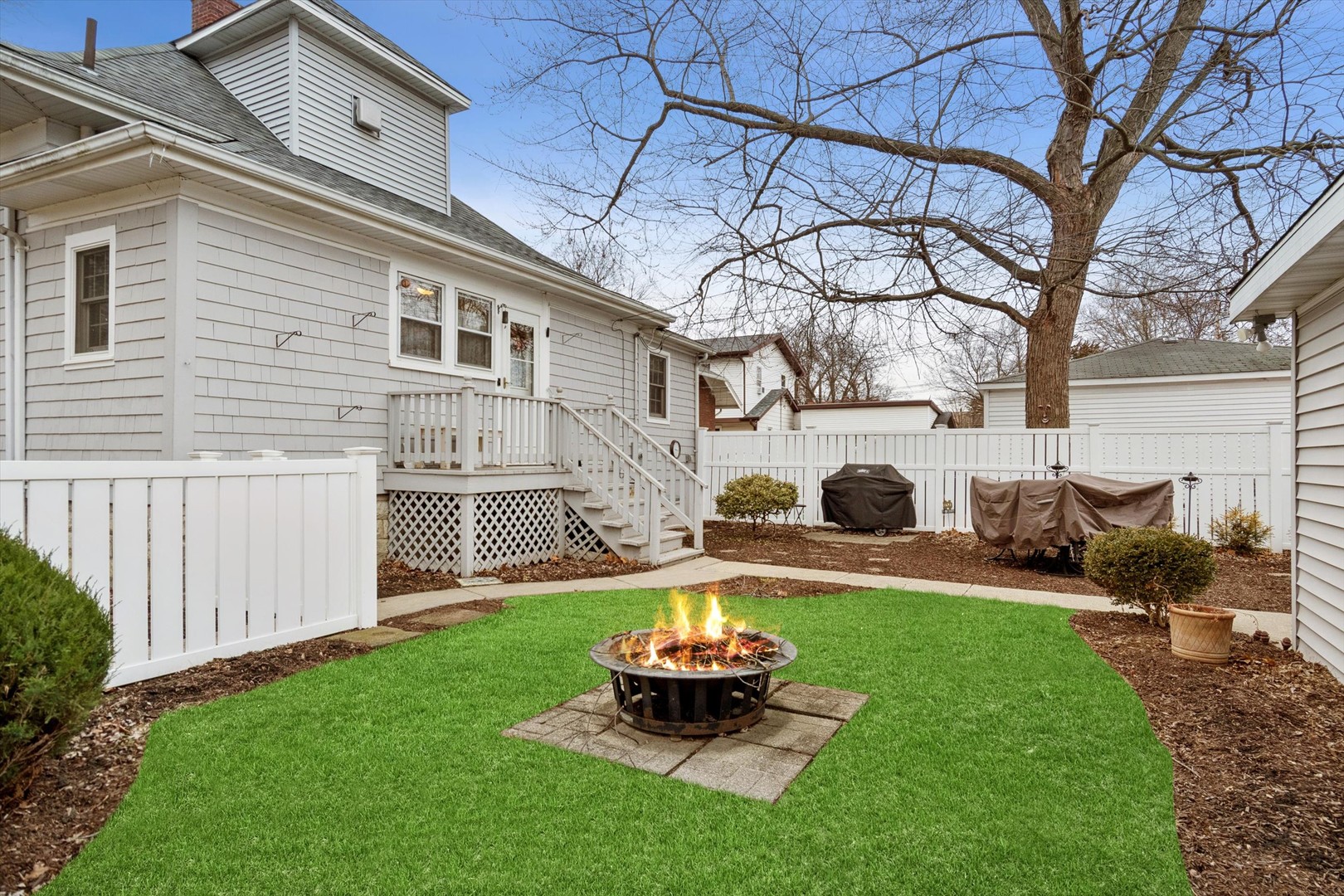 628 E Main Street, Morris, IL 60450