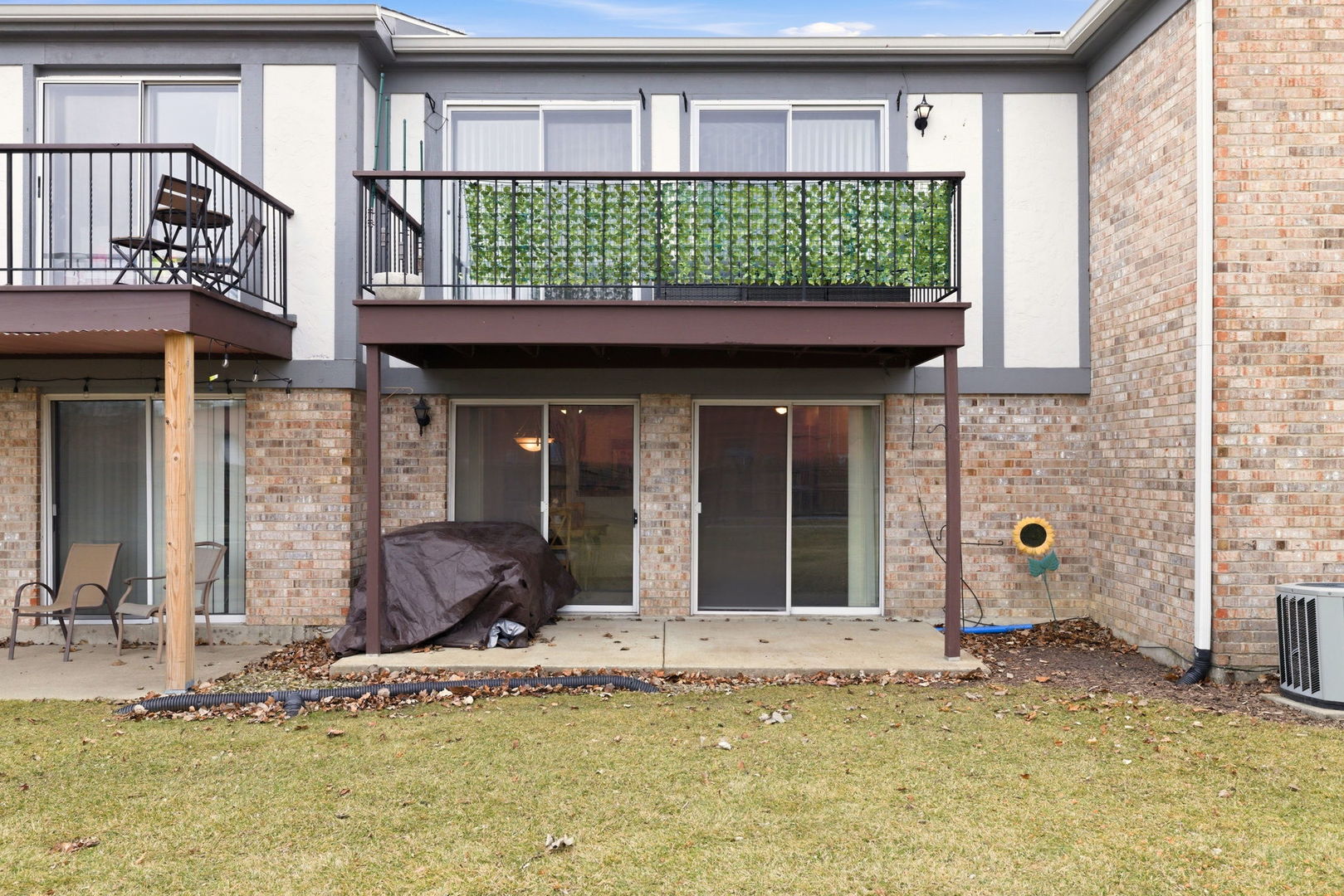 1215 Williamsport Drive #2, Westmont, IL 60559