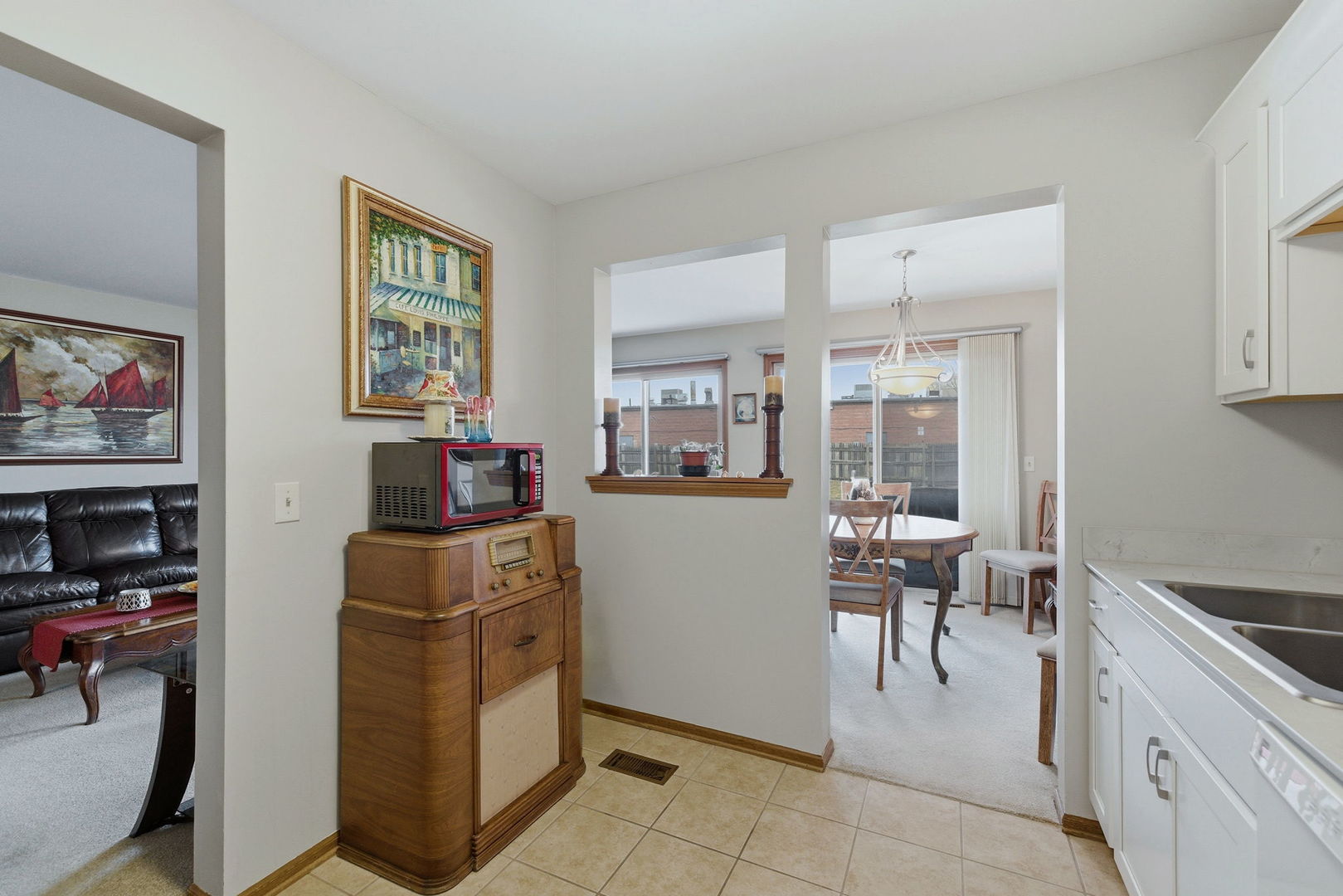 1215 Williamsport Drive #2, Westmont, IL 60559