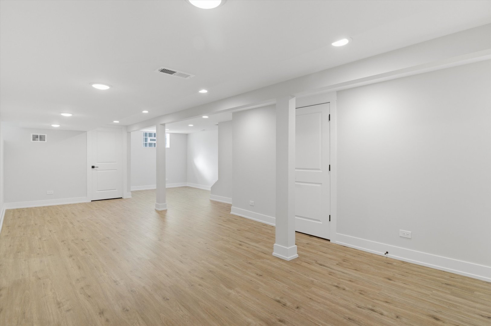 6721 W 63rd Street, Chicago, IL 60638