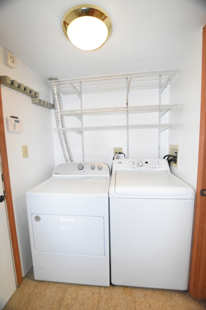 4475 Olmstead Drive, Hoffman Estates, IL 60192