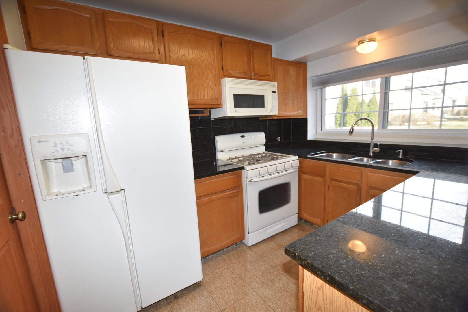 4475 Olmstead Drive, Hoffman Estates, IL 60192