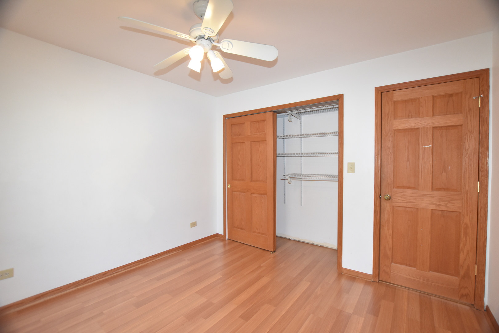 4475 Olmstead Drive, Hoffman Estates, IL 60192