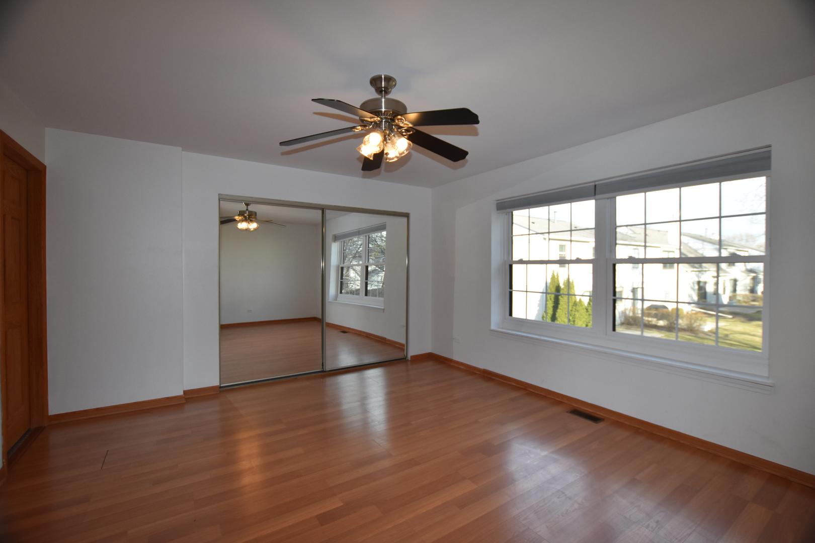 4475 Olmstead Drive, Hoffman Estates, IL 60192