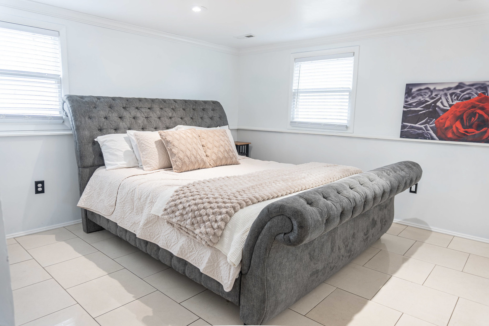 213 N Idlewild Avenue, Mundelein, IL 60060