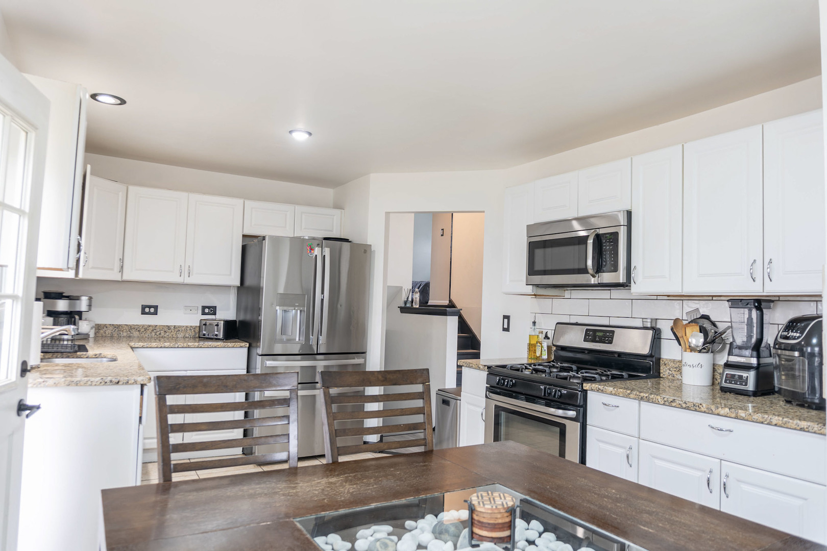 213 N Idlewild Avenue, Mundelein, IL 60060