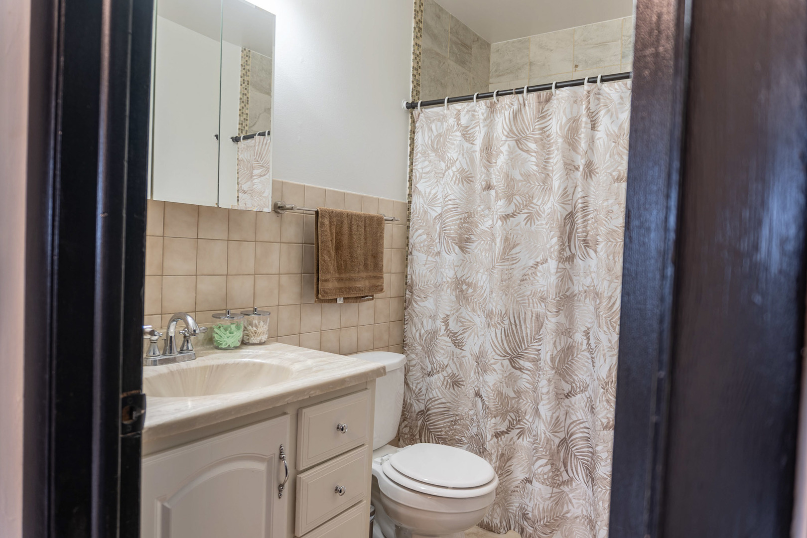 213 N Idlewild Avenue, Mundelein, IL 60060