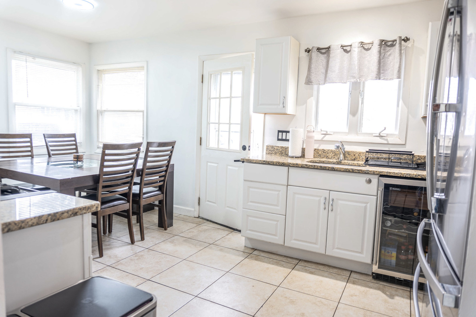 213 N Idlewild Avenue, Mundelein, IL 60060