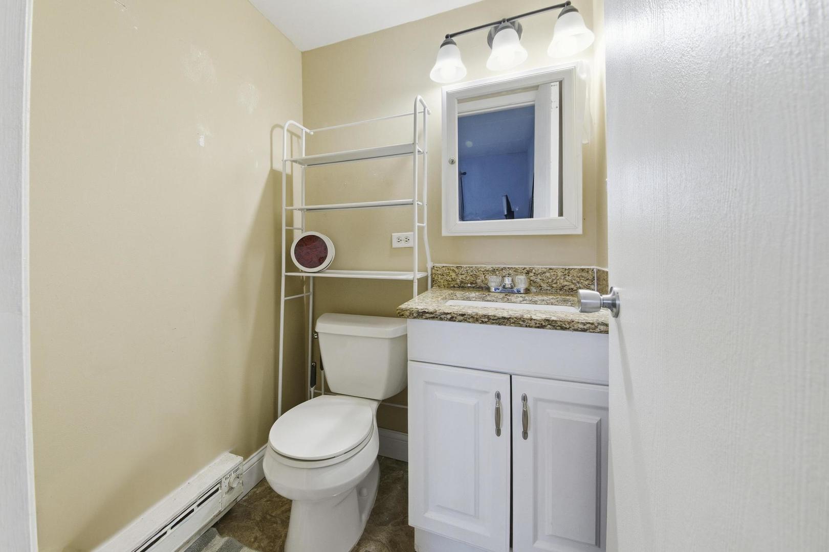 142 Klein Creek Court #B, Carol Stream, IL 60188