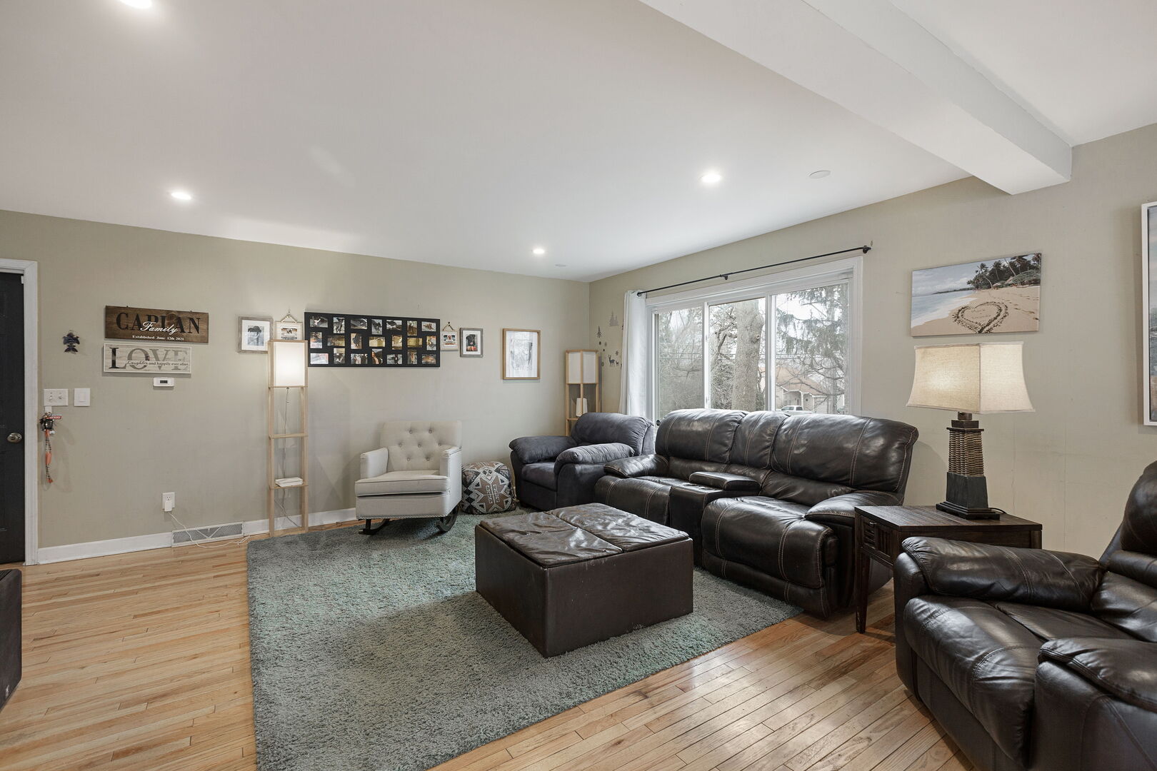 905 Grand Boulevard, Wauconda, IL 60084