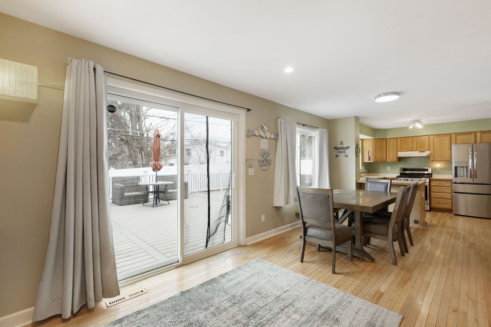 905 Grand Boulevard, Wauconda, IL 60084