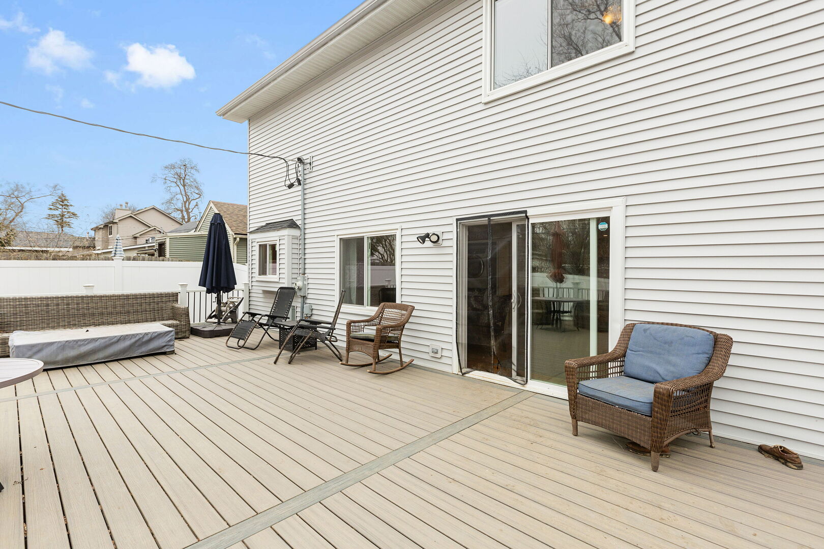 905 Grand Boulevard, Wauconda, IL 60084