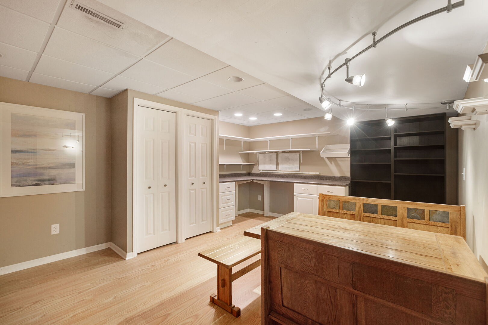 905 Grand Boulevard, Wauconda, IL 60084