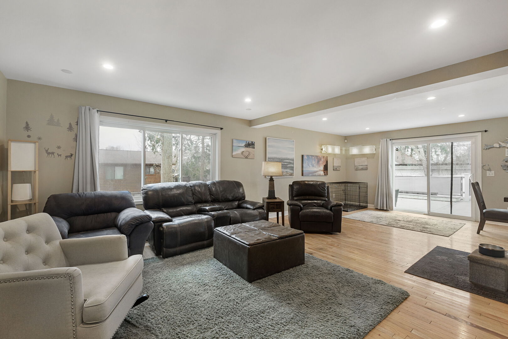 905 Grand Boulevard, Wauconda, IL 60084