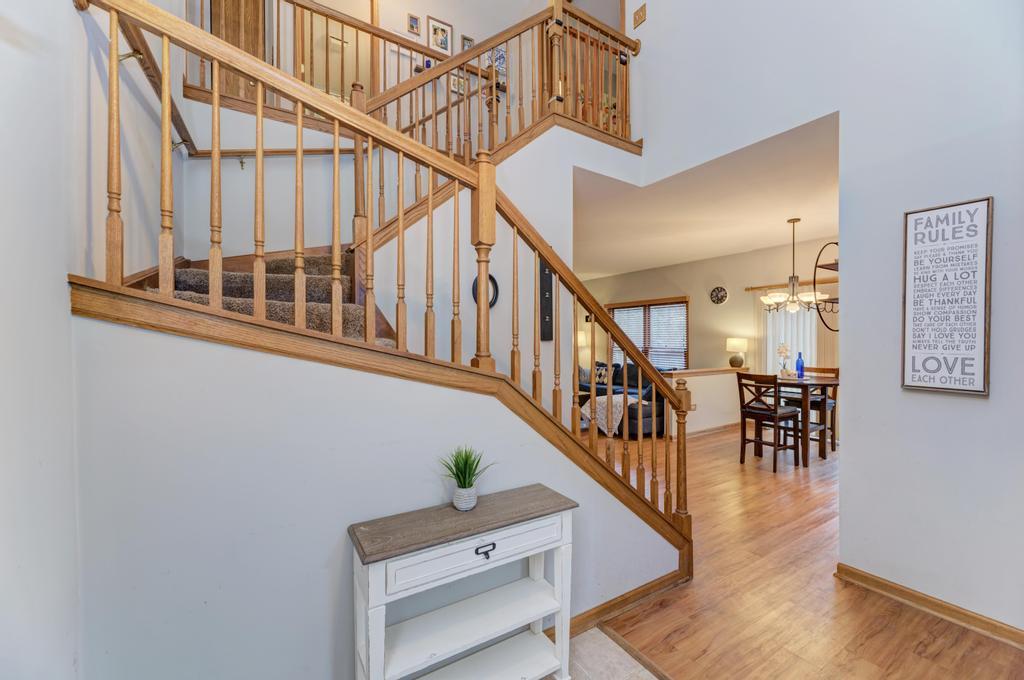 460 Springwood Lane, Bolingbrook, IL 60440