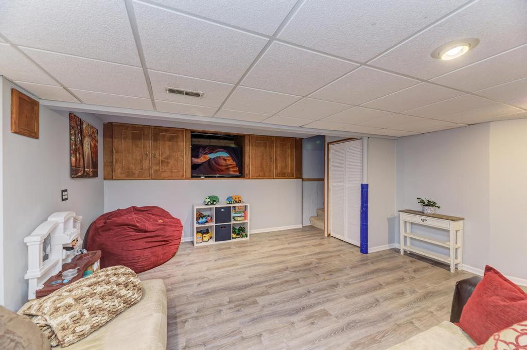 460 Springwood Lane, Bolingbrook, IL 60440