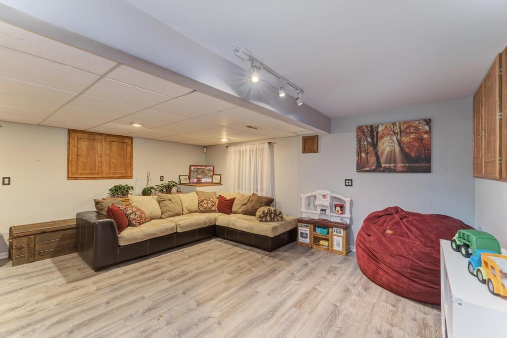 460 Springwood Lane, Bolingbrook, IL 60440