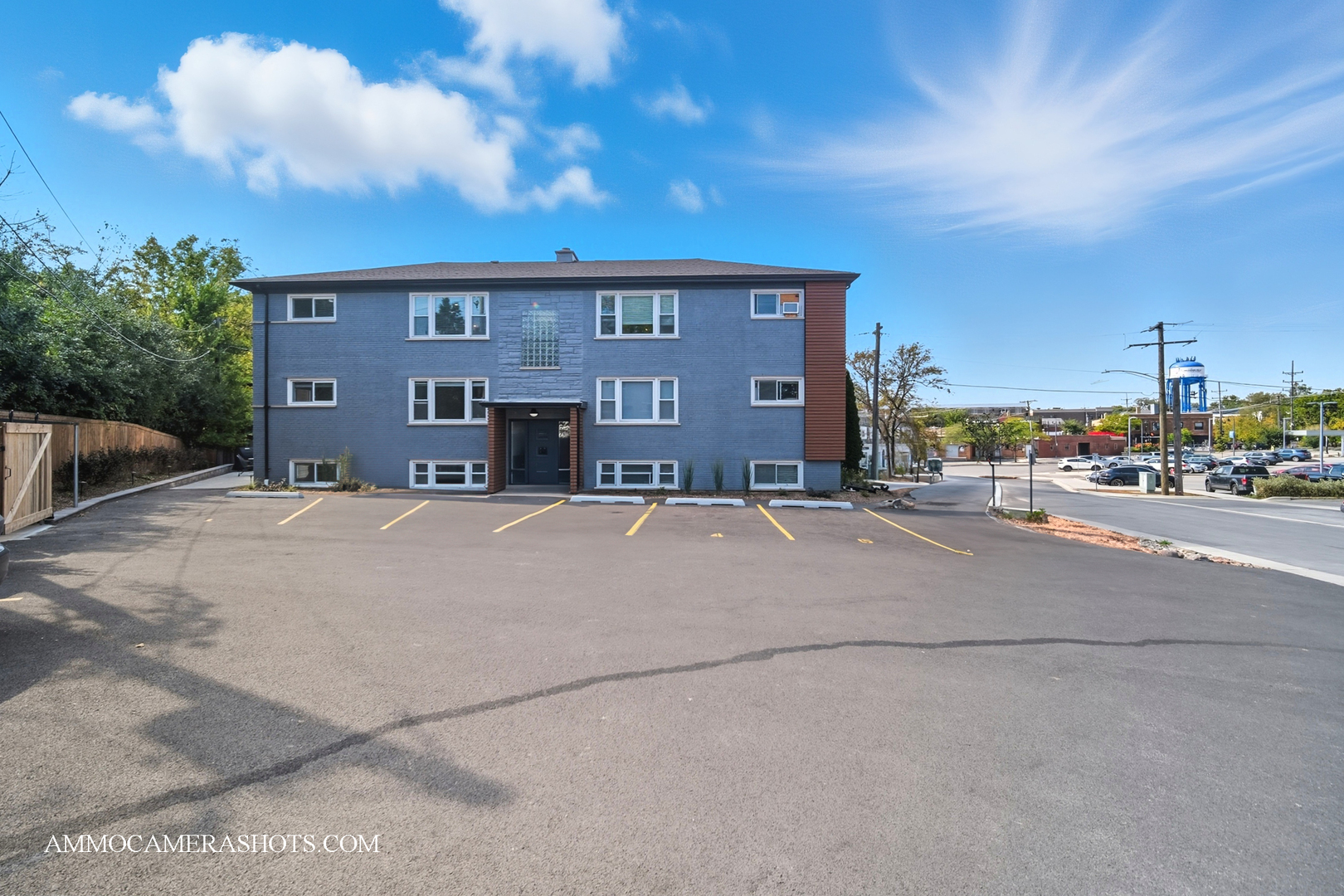 Clarendon Hills, IL 60514