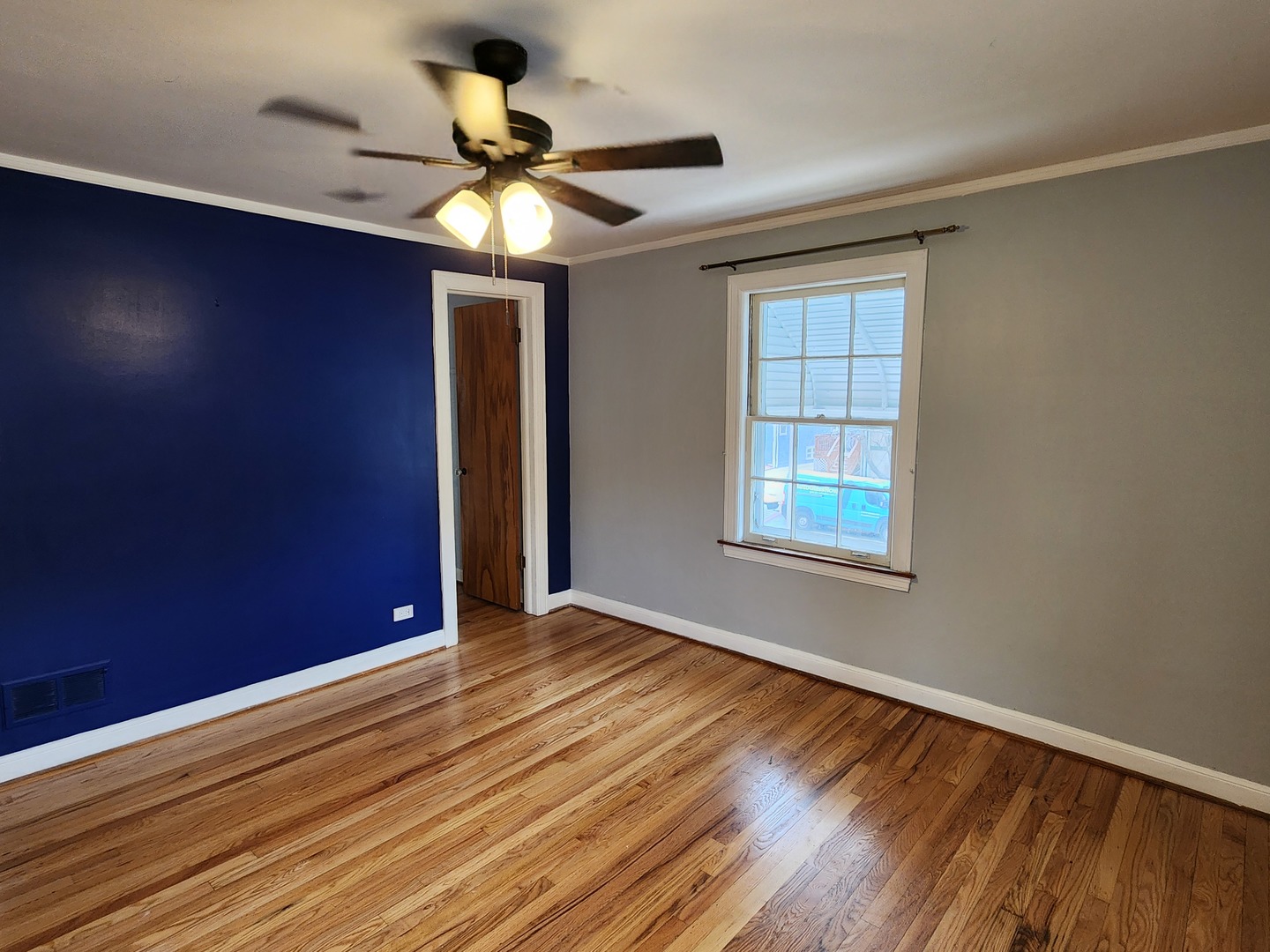 2608 N Neva Avenue, Chicago, IL 60707