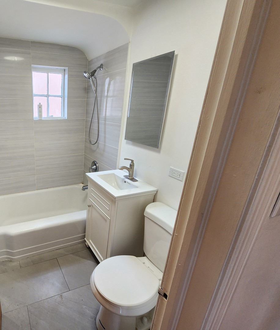 2608 N Neva Avenue, Chicago, IL 60707