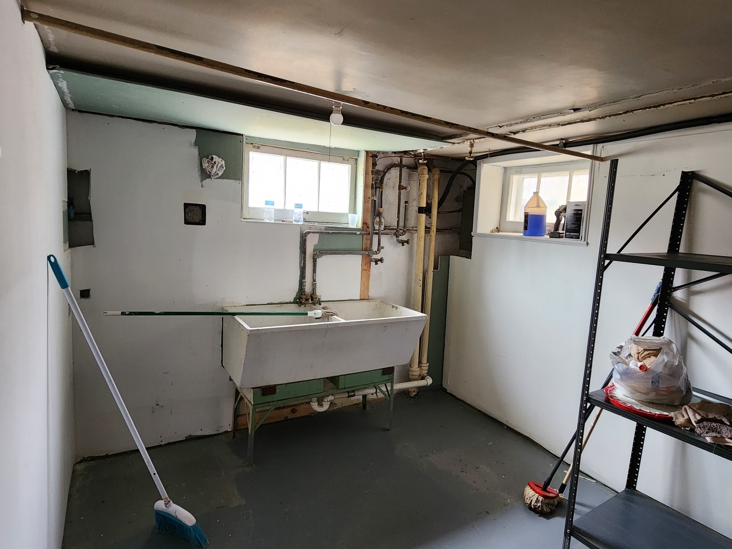 2608 N Neva Avenue, Chicago, IL 60707