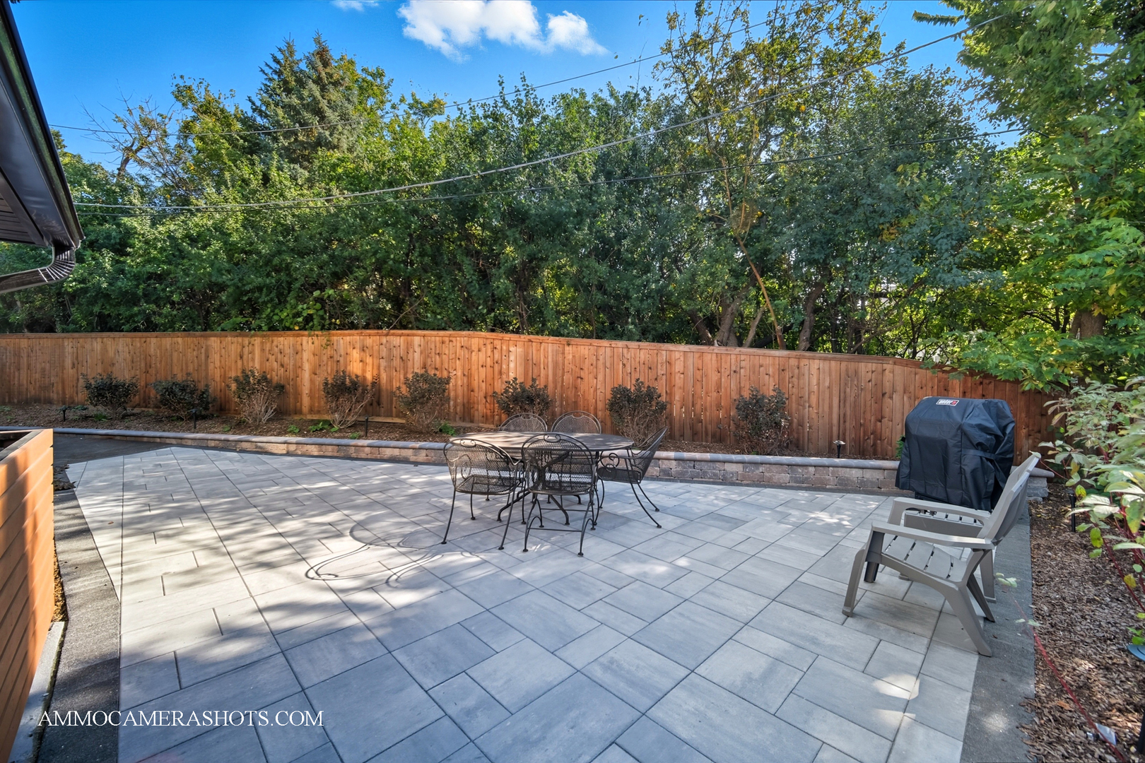 Clarendon Hills, IL 60514