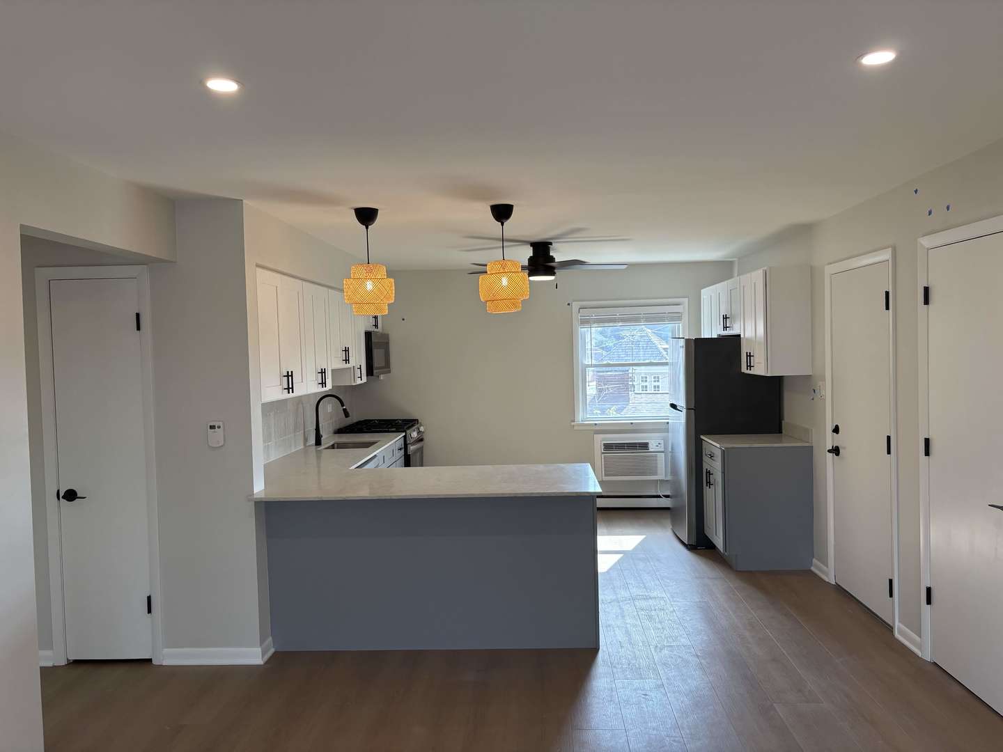 Clarendon Hills, IL 60514