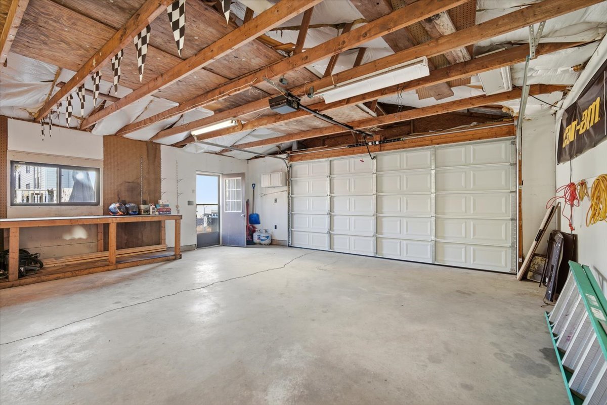 1211 S Lee Street, Bloomington, IL 61701