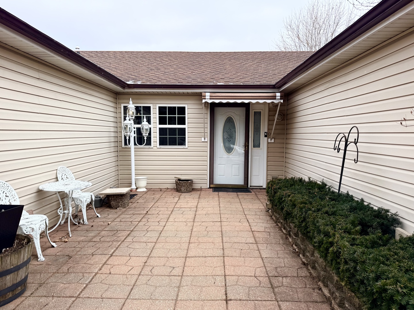 28 W Devon Avenue, Glendale Heights, IL 60139