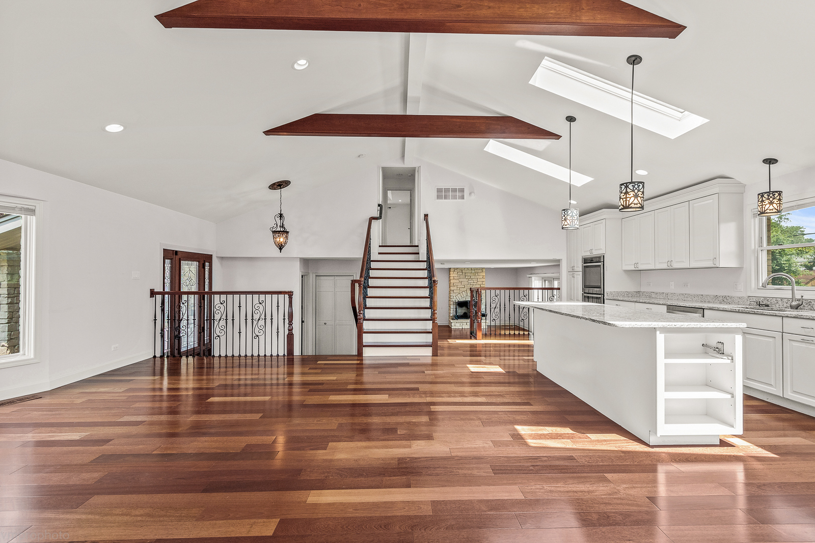 5627 N Prospect Avenue, Norwood Park Township, IL 60631