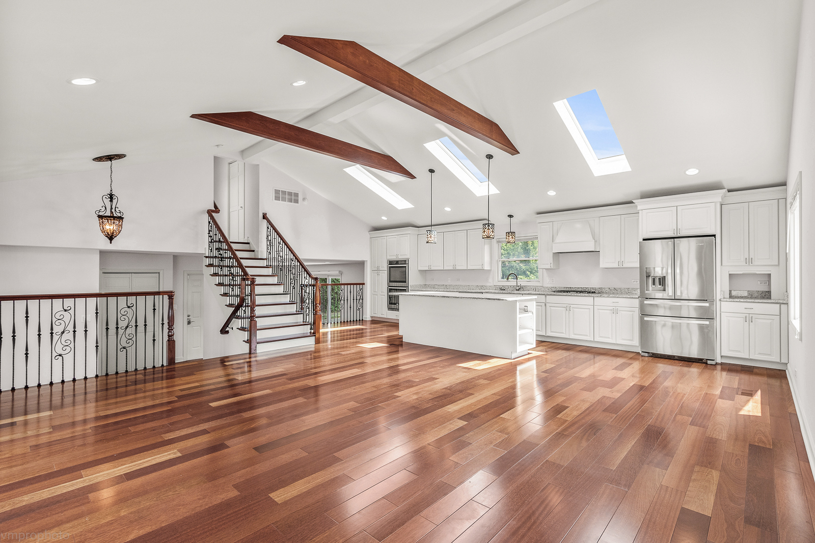 5627 N Prospect Avenue, Norwood Park Township, IL 60631