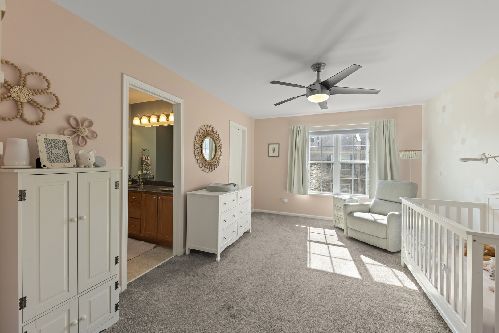 1418 S Fairfield Avenue, Lombard, IL 60148