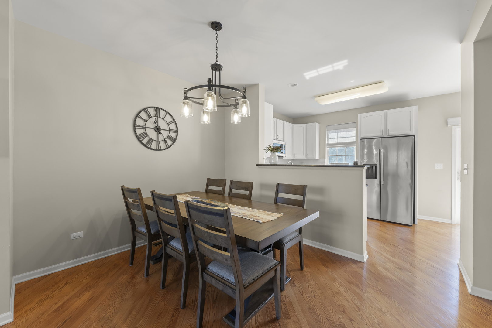 1418 S Fairfield Avenue, Lombard, IL 60148