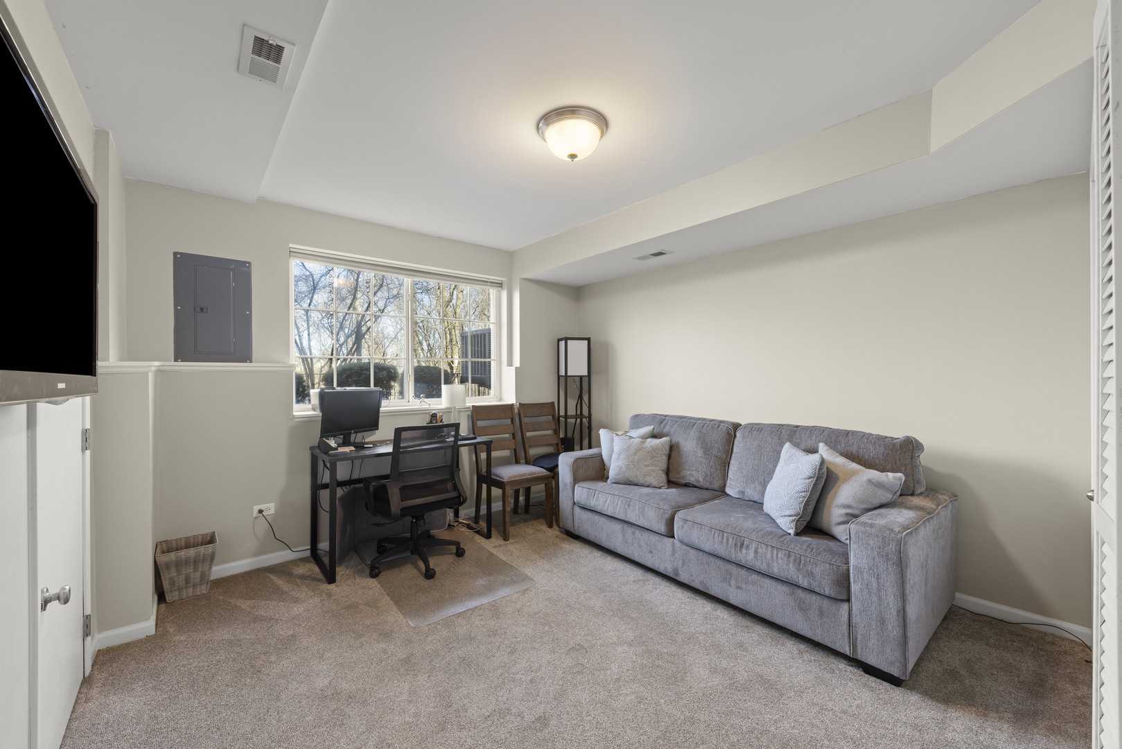 1418 S Fairfield Avenue, Lombard, IL 60148