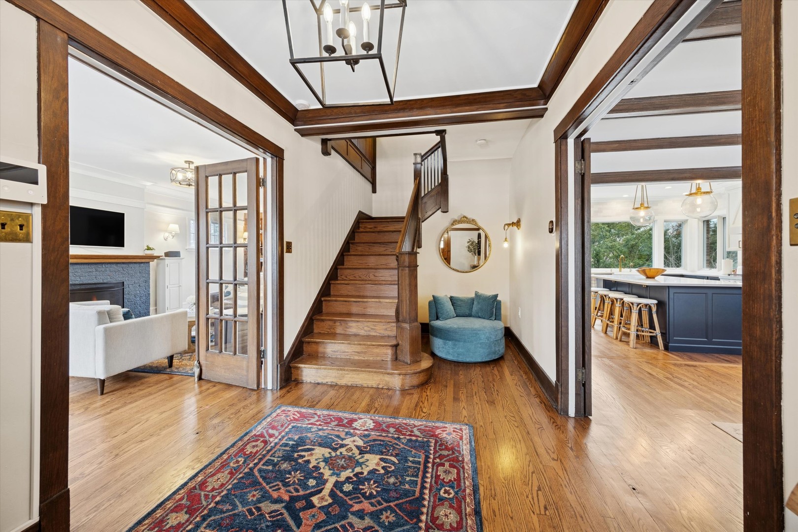 236 Maplewood Road, Riverside, IL 60546