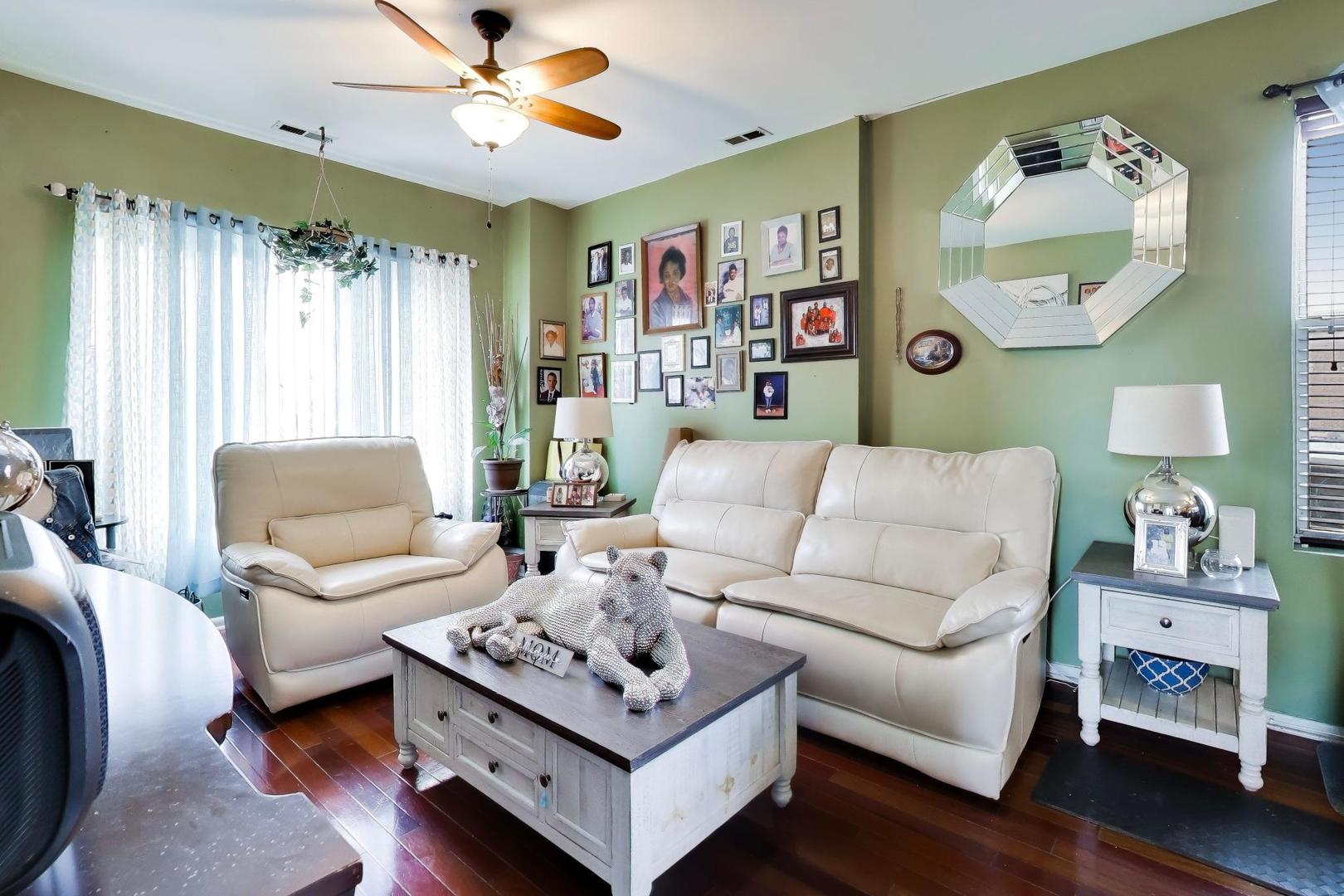 1116 S Homan Avenue, Chicago, IL 60624