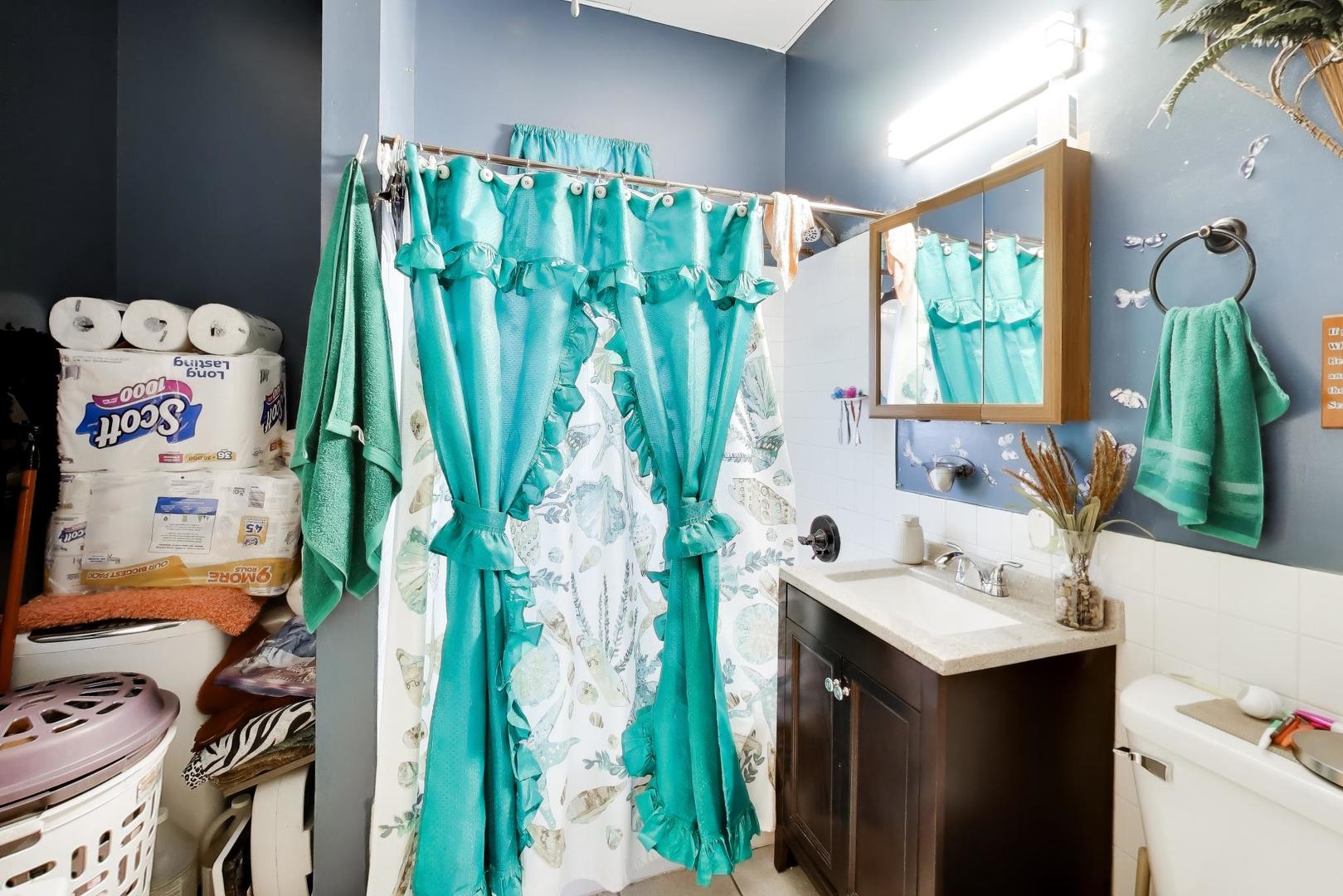 1116 S Homan Avenue, Chicago, IL 60624