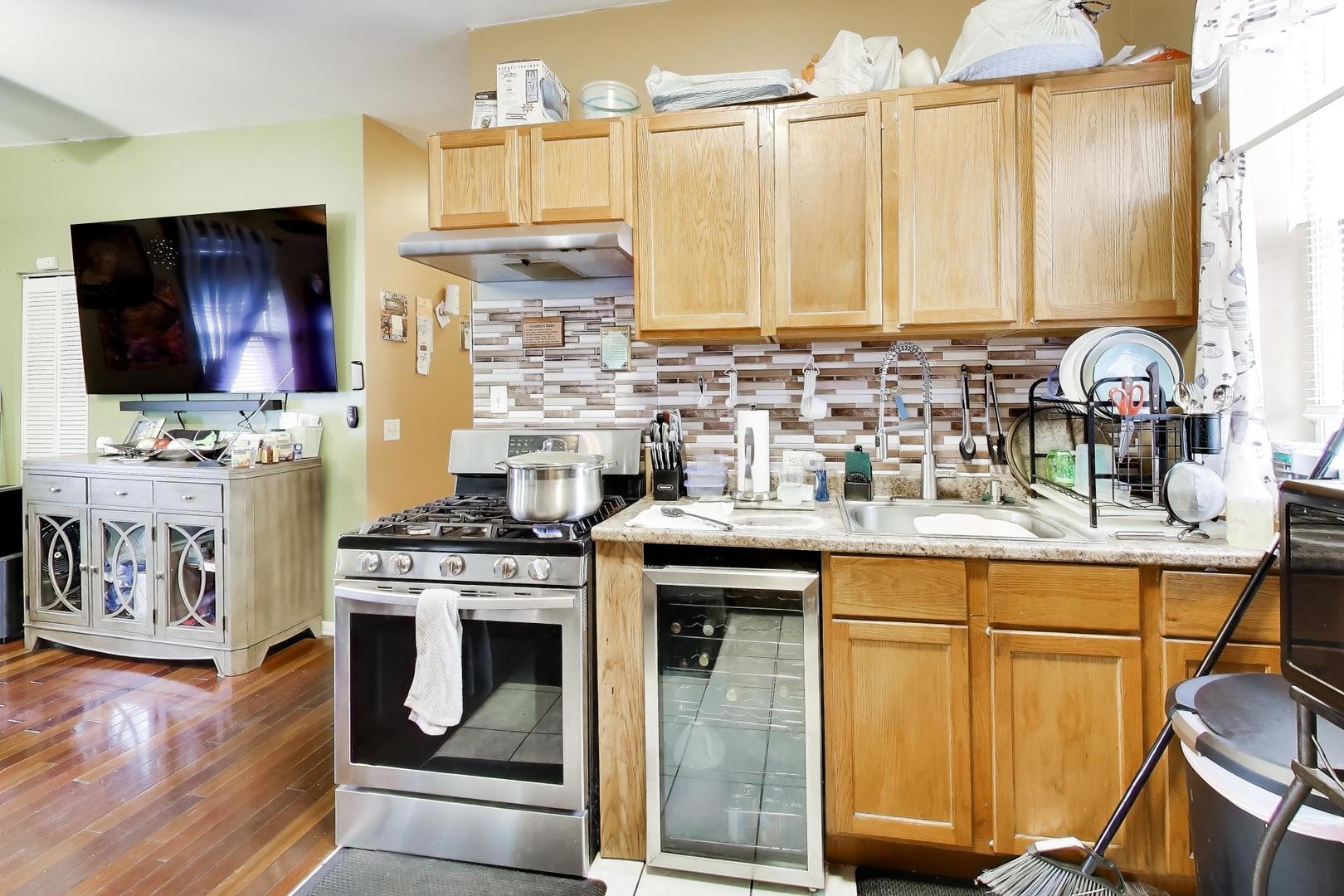 1116 S Homan Avenue, Chicago, IL 60624