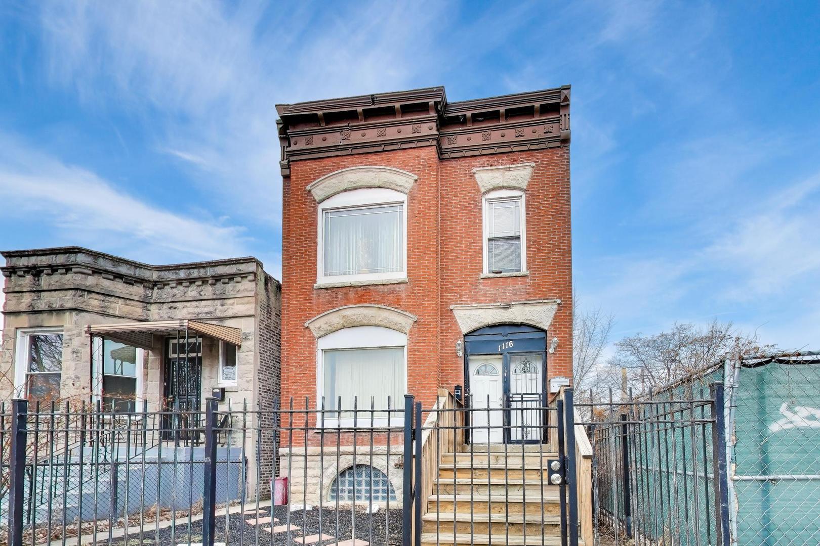 1116 S Homan Avenue, Chicago, IL 60624