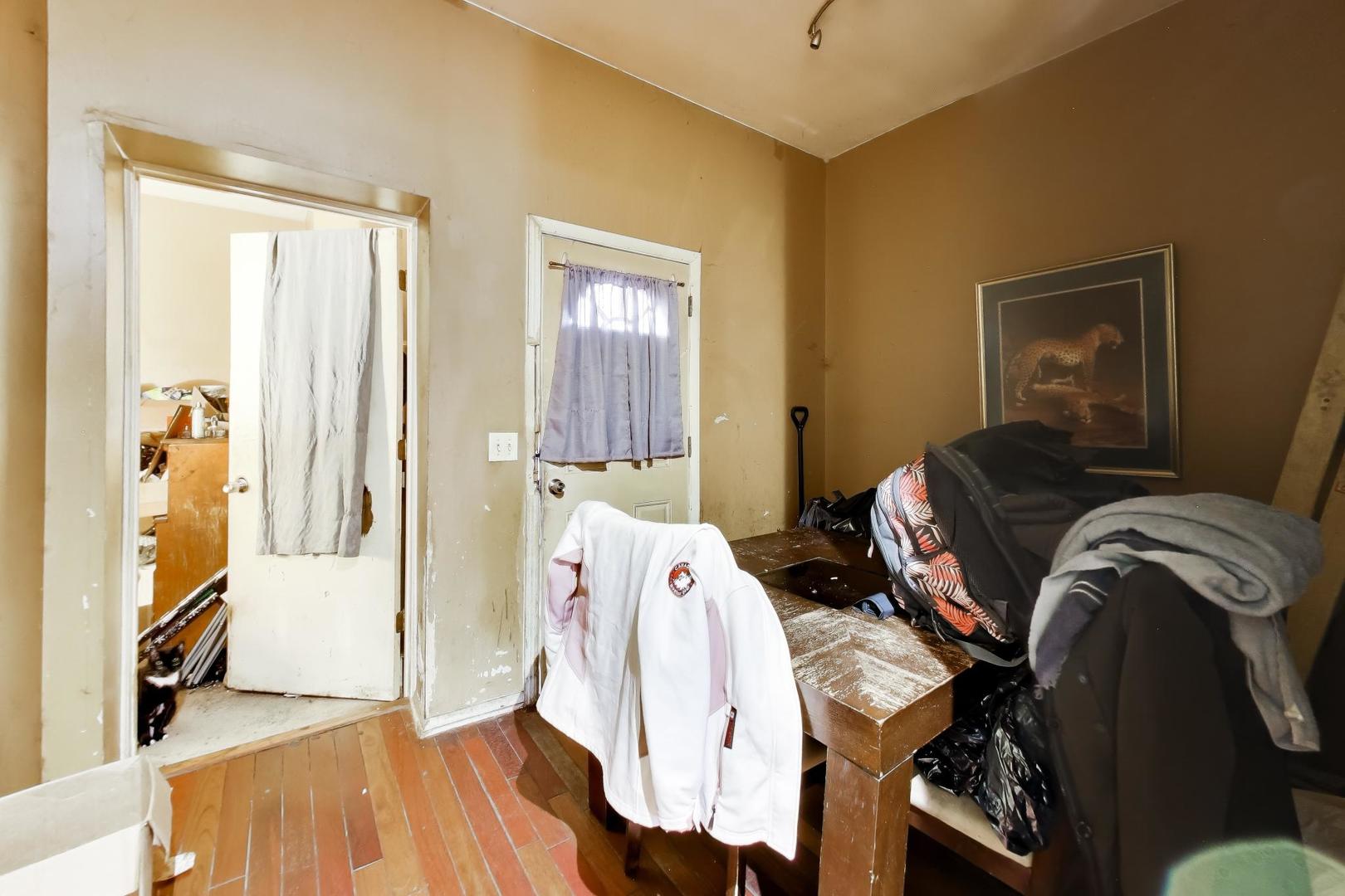 1116 S Homan Avenue, Chicago, IL 60624