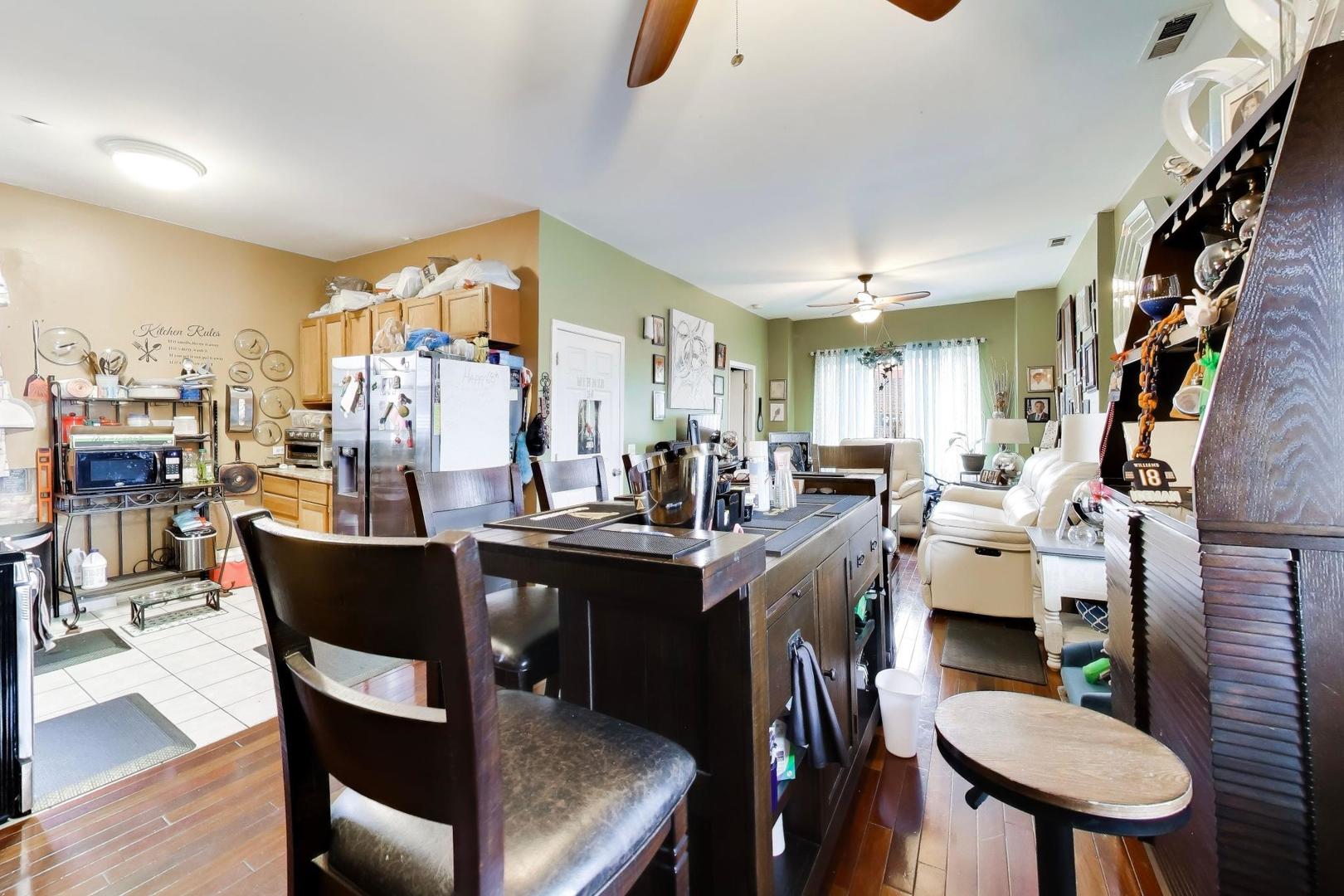 1116 S Homan Avenue, Chicago, IL 60624